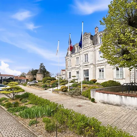 Maison, Vue Imprenable Sur La Loire, Ideal Famille Vakantiehuis *